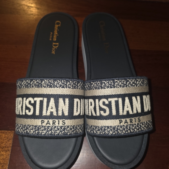 Dior Black and Gold Women's Platform Slides - Picture 3 of 6